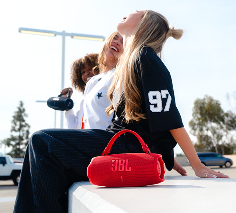 Фото 2 jbl charge 6