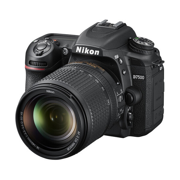 Акція на Фотоаппарат Nikon D7500 kit (18-140mm) VR (VBA510K002) від Allo UA