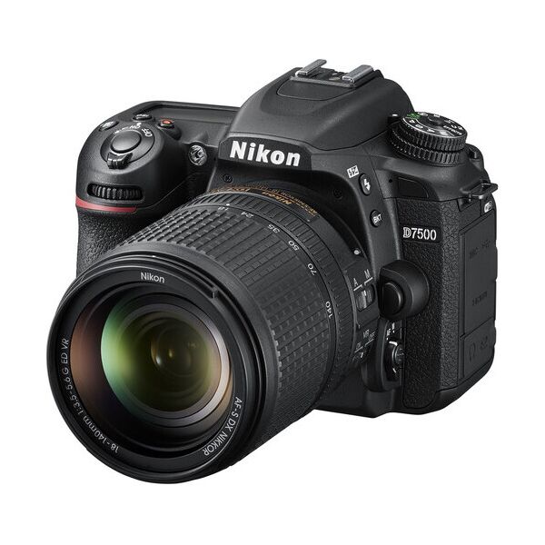 

Фотоаппарат Nikon D7500 kit (18-140mm) VR