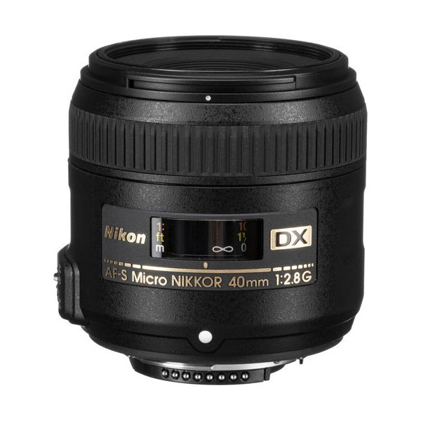 

Объектив Nikon 40mm f/2.8G AF-S Micro-Nikkor