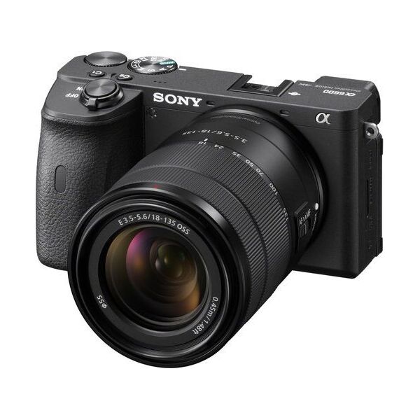

Фотоаппарат Sony Alpha A6600 kit (18-135mm) (ILCE6600MB.CEC)