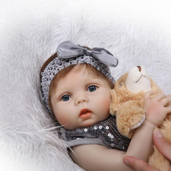 

Силиконовая Коллекционная Кукла Reborn Девочка Эмма Высота 57 См