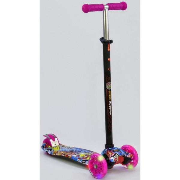 

Самокат Best Scooter MAXI Graffiti А 24651/779-1395 Black/Pink (779-1395)