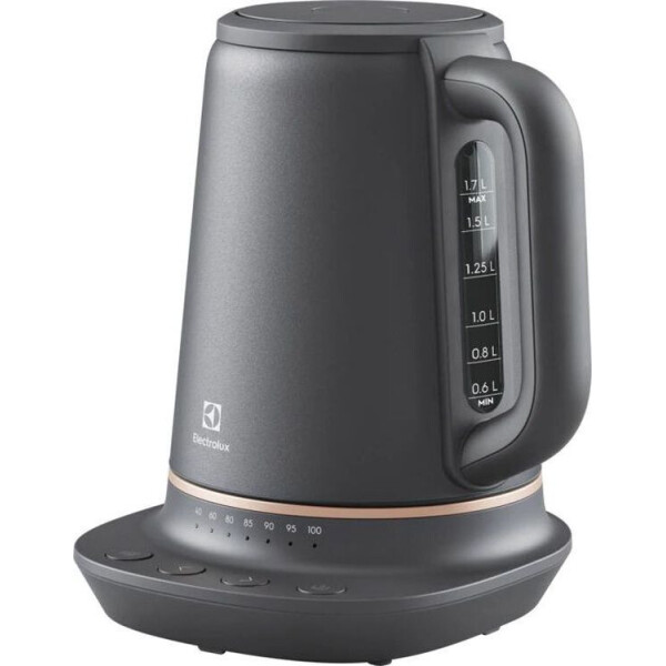 

Электрочайник Electrolux E7K1-6BP