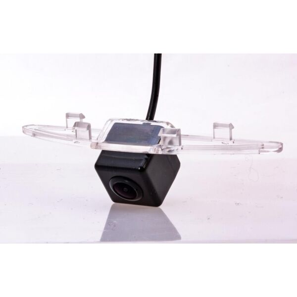 

Камера заднего вида Fighter CS-HCCD+FM-08 (Hyundai)