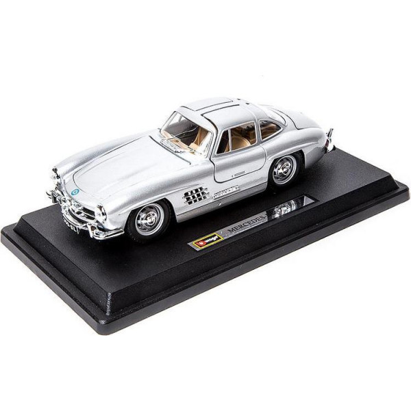 

Автомодель 1:24 Bburago Mercedes-Benz 300 SL, 1954 (18-22023) в ассорт.