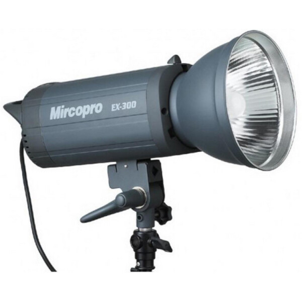 Акція на Студийный свет Mircopro EX-300S (300Дж) с рефлектором від Allo UA