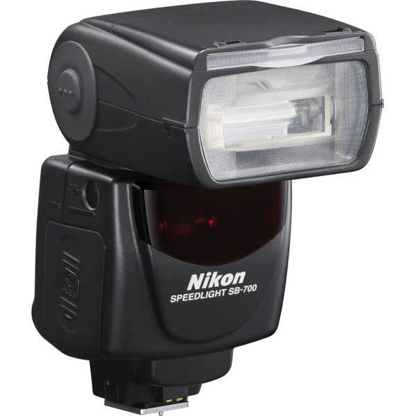 

Вспышка Nikon Speedlight SB-700