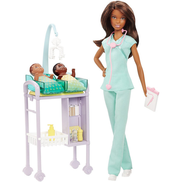 

Mattel Barbie Набор Афро-американка доктор с двумя малышами