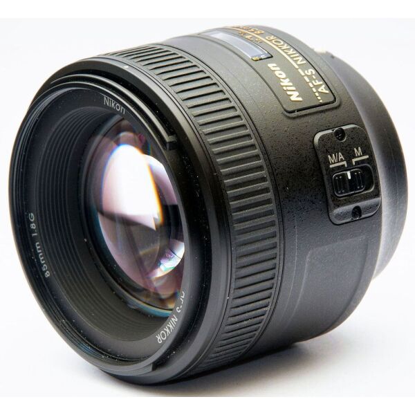 

Объектив Nikon 85mm f/1.8G AF-S Nikkor