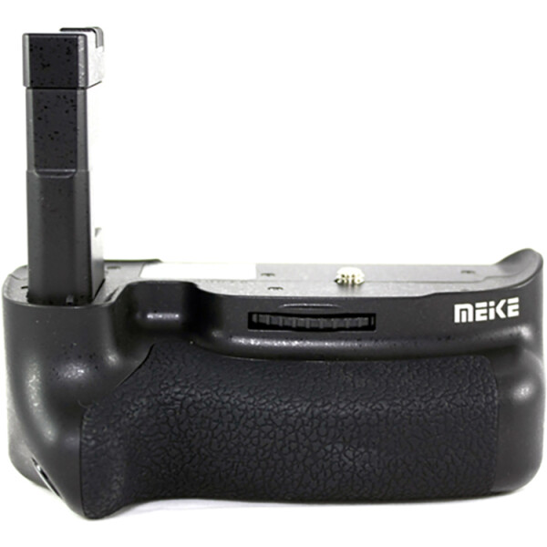 

Батарейный блок Meike Nikon D5500 DV00BG0052