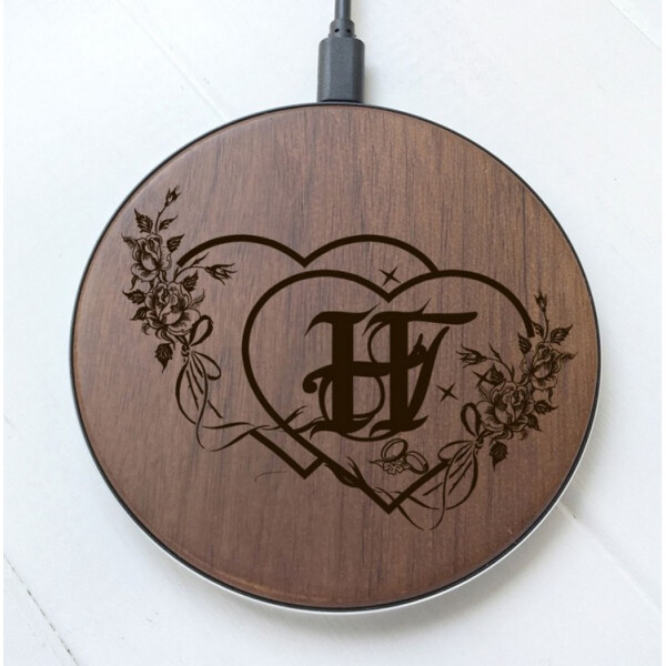 

SkinWood Black Fast Charge heart