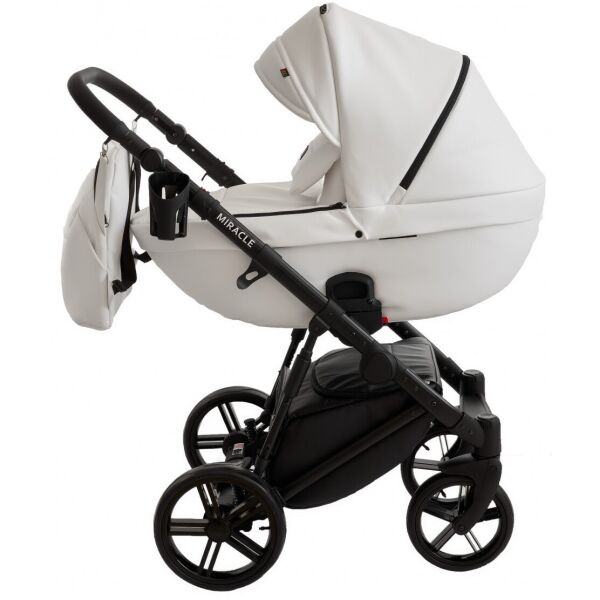 

Детская коляска универсальная 2 в 1 Broco Miracle Black 9023-BMB-05 white