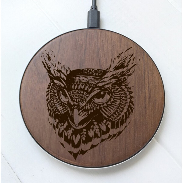 

SkinWood Black Fast Charge owl