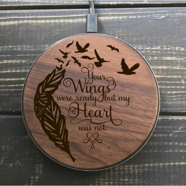 

SkinWood Black Fast Charge wings