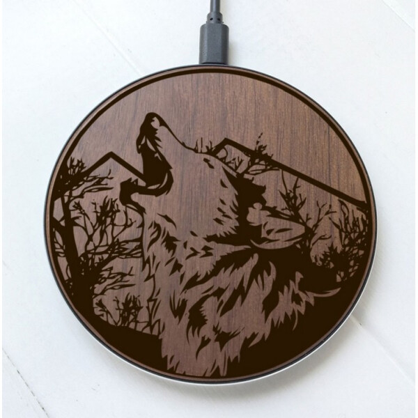 

SkinWood Black Fast Charge wolf2