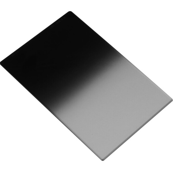 

Светофильтр градиентный LEE 0.9 ND Grad Soft 100x150 мм Un 2 мм th. (ND9GS100x150U2)