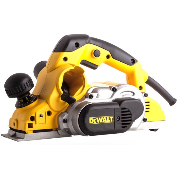 

Рубанок DeWalt D26500