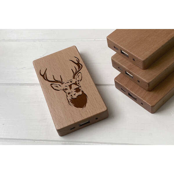 

Деревянный внешний аккумулятор Maple с гравировкой Dear