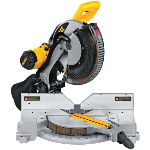 

Торцовочная пила DeWalt, 1600 Вт. DW716