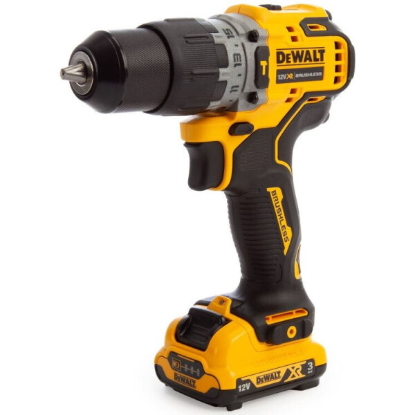 

Дрель-шуруповерт DeWalt DCD706N