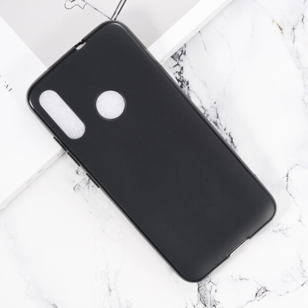 

Чехол Soft Line для Motorola Moto E6 Plus (XT2025-2) силикон бампер черный