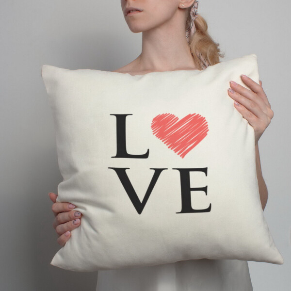 

Подушка "LOVE"