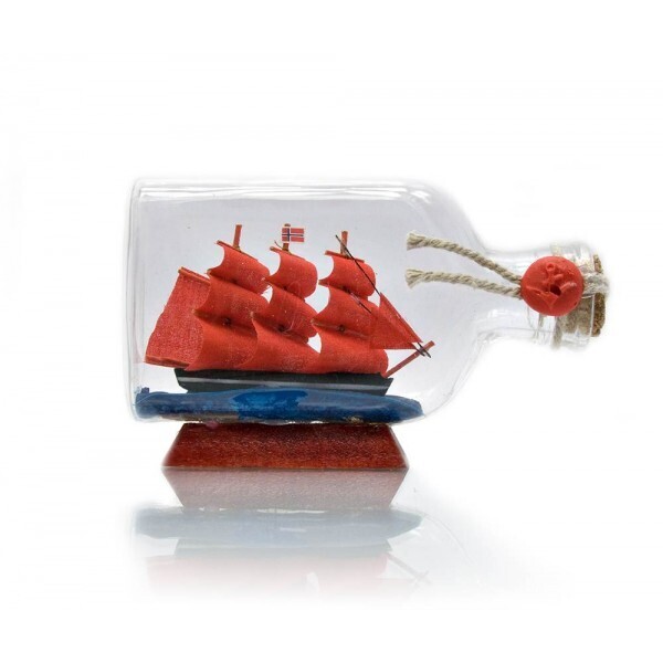 

Парусник в бутылке Red (12,5х8х3 см) Darshan