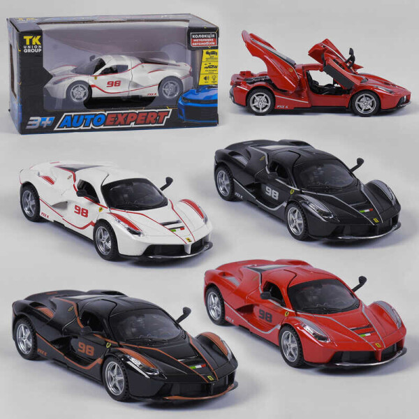

Машина 32164 - 81055 (72/2) "Auto Expert", 4 вида, инерция, свет, звук, открываются двери, в коробке