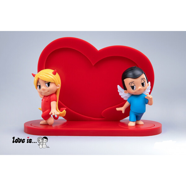 

Набор фигурок «Love is» № 6