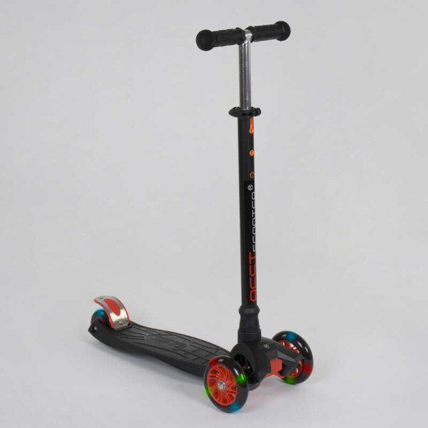 

Самокат 466-113 / А 24555 Best Scooter MAXI (1) ЧЕРНЫЙ, пластмассовый, 4 колеса PU, СВЕТ, трубка руля алюминиевая, d=12см, в коробке