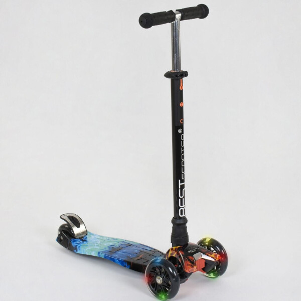 

Самокат А 25531 779-1329 MAXI Best Scooter 4 колеса PU. Подсветка