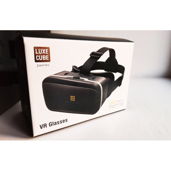 Акція на Очки виртуальной реальности VR Luxe Cube, черный від Allo UA