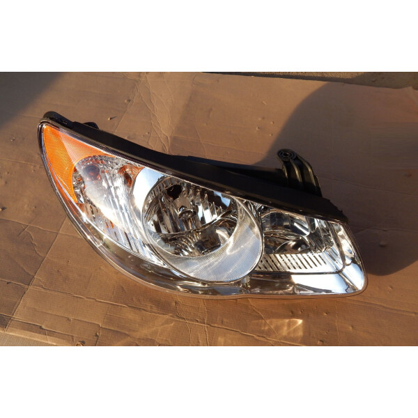 

Фара правая EuroEx Hyundai ELANTRA