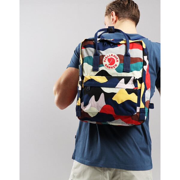 

Рюкзак городской Fjallraven Kanken Classic Art 16 л Spring Landscape Камуфляж Хаки светлый (D2121)