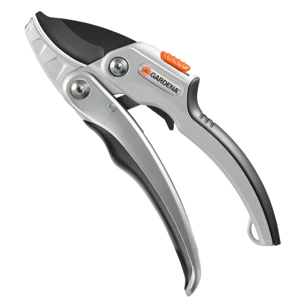 

Секатор с храповым механизмом Gardena SmartCut до 22 мм (08798-20)