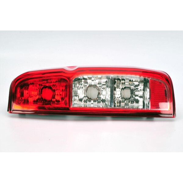 

Фонарь задний Nissan Navara 2005-2013 правый 215-19K6R-LD-UE