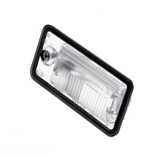 

Фонарь подсветки номерного знака Audi A3 2004-2012/A4 01-08/A6 05-11/A8 02-10/Q7 05-15 прав. C5W