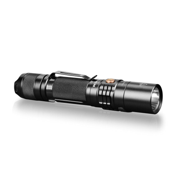 

Ліхтар Fenix UC35 V2.0 CREE XP-L HI V3