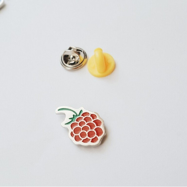 

Значок Pin&Joy Малина металл
