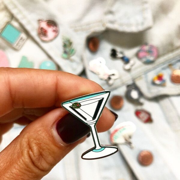 

Значок Pin&Joy Мартини металл