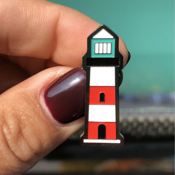 

Значок Pin&Joy Маяк металл