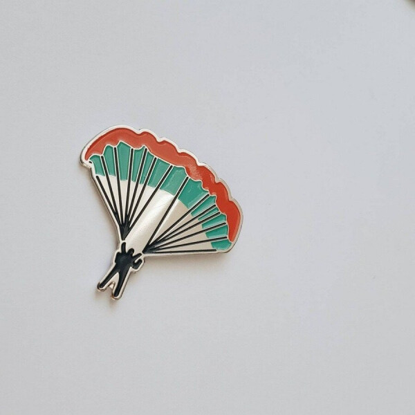 

Значок Pin&Joy Парашют металл