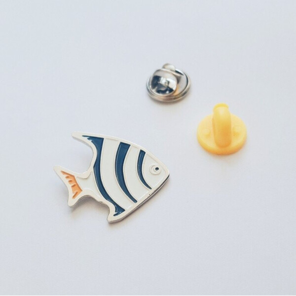

Значок Pin&Joy Рыбка металл