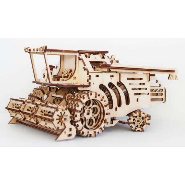 

Деревянный 3D-конструктор ASTR decor Комбайн 310 дет. (101002)