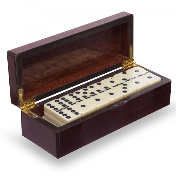 

Домино настольная игра в MDF коробке 5010H-1