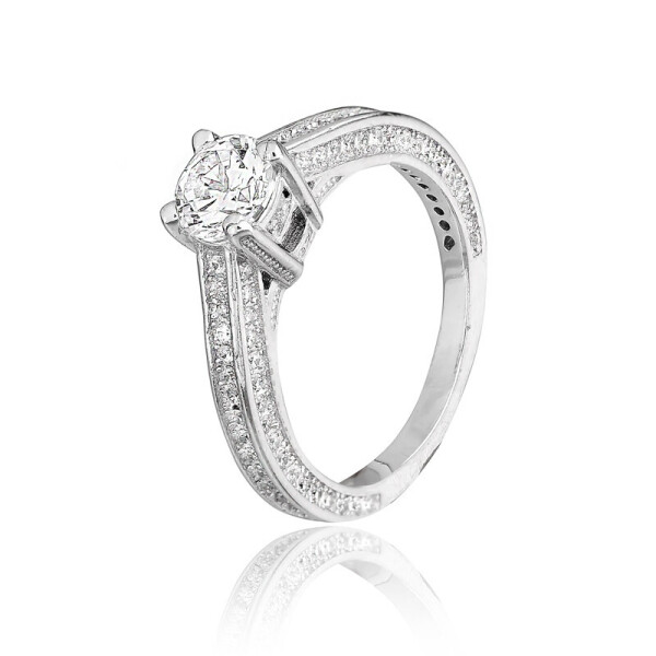 

Серебряное кольцо Сильвекс 925 18 (К2Ф/231-18)