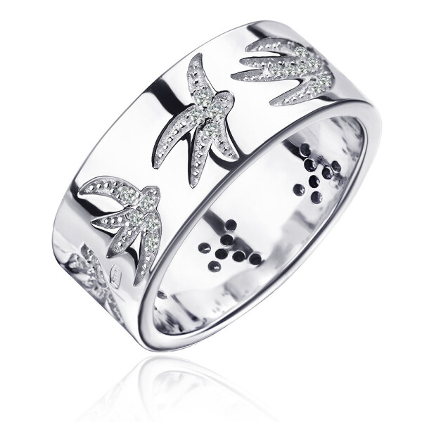 

Серебряное кольцо Сильвекс 925 17 (К2Ф/2029-17)