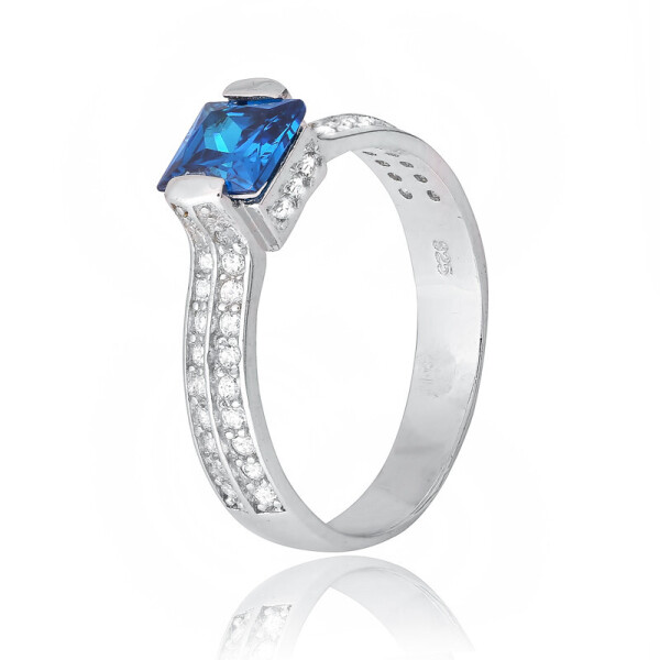 

Серебряное кольцо Сильвекс 925 20 (КК2ФЛТ/389-Р)