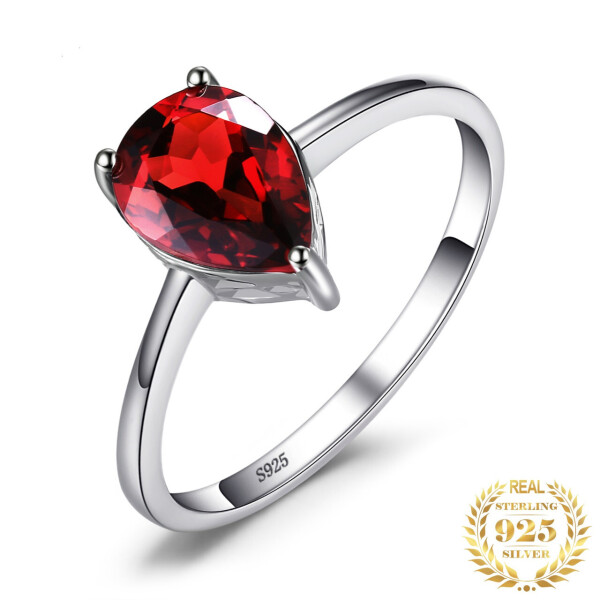 

Кольцо из серебра 925 пробы с Красным гранатом "Mysterious garnet" 18,5мм